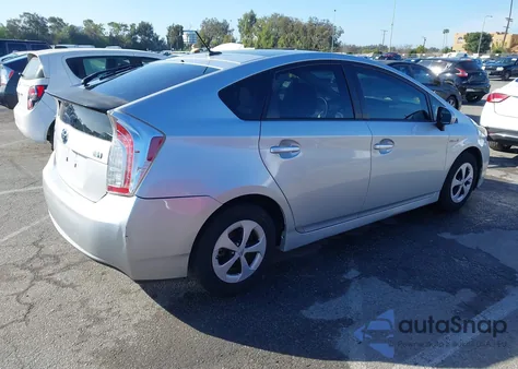 2013 Toyota Prius Three из США, поврежденный, VIN JTDKN3DUXD1691143